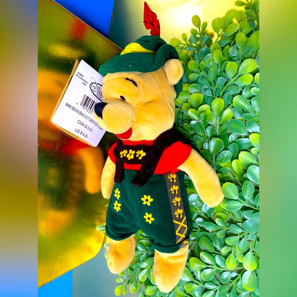 DISNEY STORE EXCLUSIVE NWT VTG 90’s OCTOBER FEST WINNIE THE POOH BEAN BAG PLUSH - Picture 2 of 13